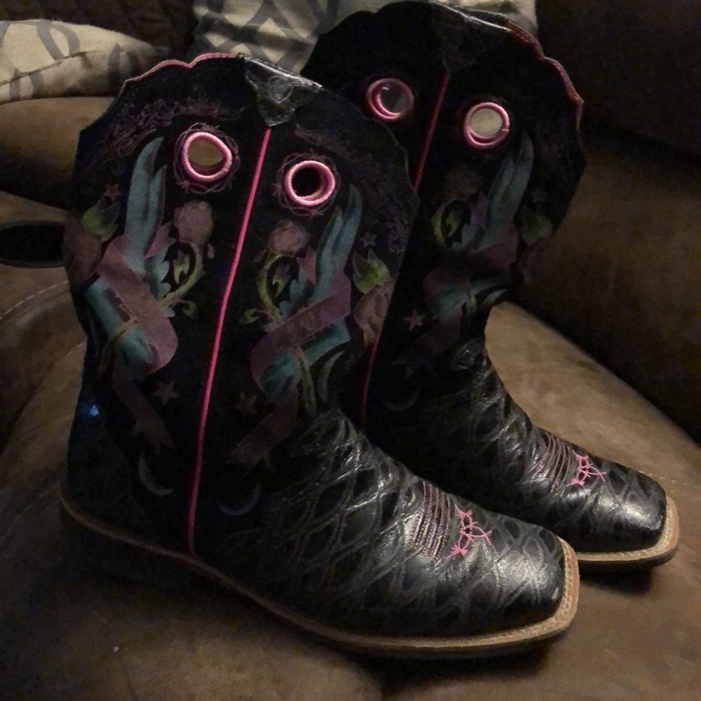 Ariat Rodeobaby boots